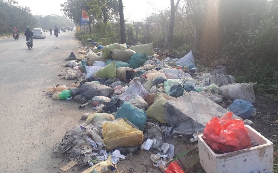 Hà Nội: Xử lý nghiêm tình trạng đổ trộm rác, phế thải