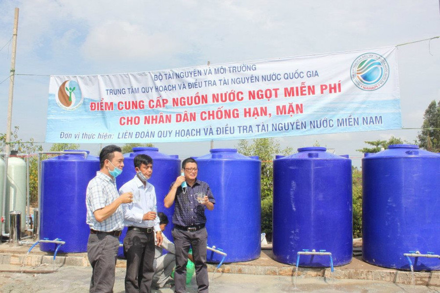 Bộ TN&MT bàn giao trạm cấp nước ngọt miễn phí, người dân Kiên Giang bớt nỗi lo hạn, mặn