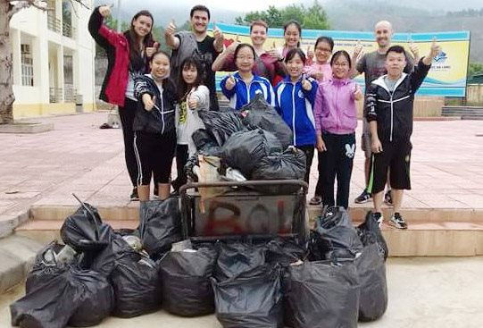 Đại học Hạ Long triển khai dự án xử lý rác thải nhựa trên vịnh Hạ Long