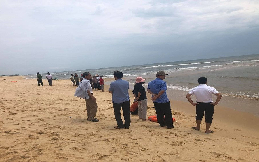 Quảng Bình: Tìm kiếm nam thanh niên mất tích khi tắm biển