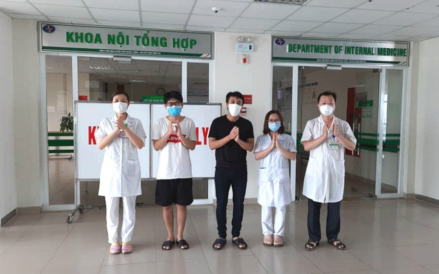 Thêm 2 bệnh nhân khỏi bệnh, Việt Nam chỉ còn 9 ca đang điều trị COVID-19