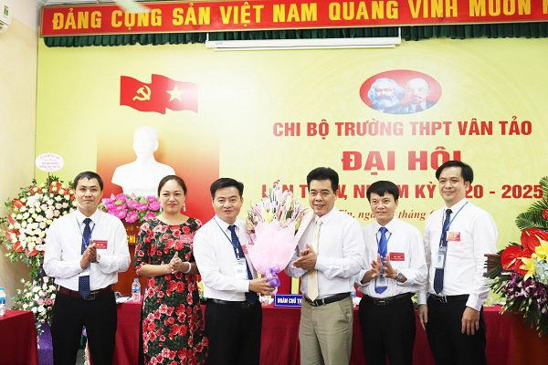 Trường THPT Vân Tảo (Thường Tín): Tổ chức thành công Đại hội chi bộ lần thứ V, nhiệm kỳ 2020-2025