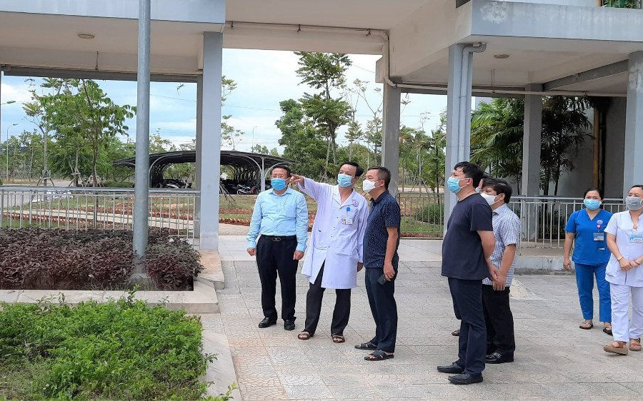 Bệnh viện tỉnh Quảng Trị cần sẵn sàng các phương án chống dịch Covid-19 trong tình hình mới