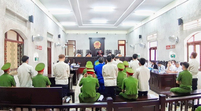 7 án tử hình và 3 án chung thân cho nhóm mua bán hơn 150 bánh heroin tại Điện Biên