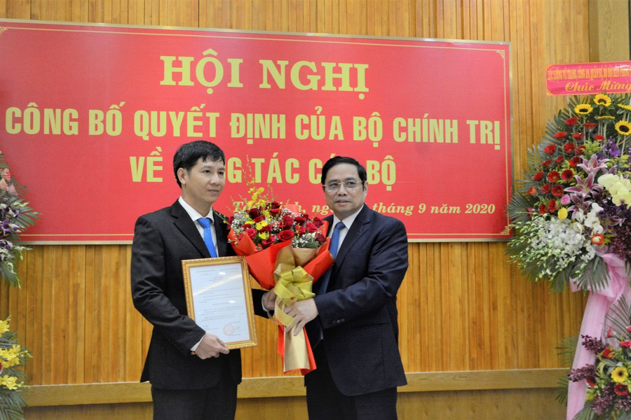 Trao quyết định chuẩn y ông Nguyễn Thành Tâm giữ chức Bí thư Tỉnh uỷ Tây Ninh