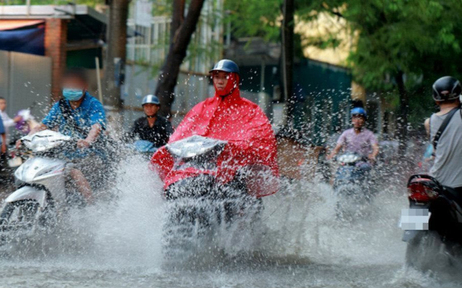 Dự báo thời tiết ngày 10/9: Cảnh báo lốc, sét, gió giật mạnh ở vùng núi Bắc Bộ