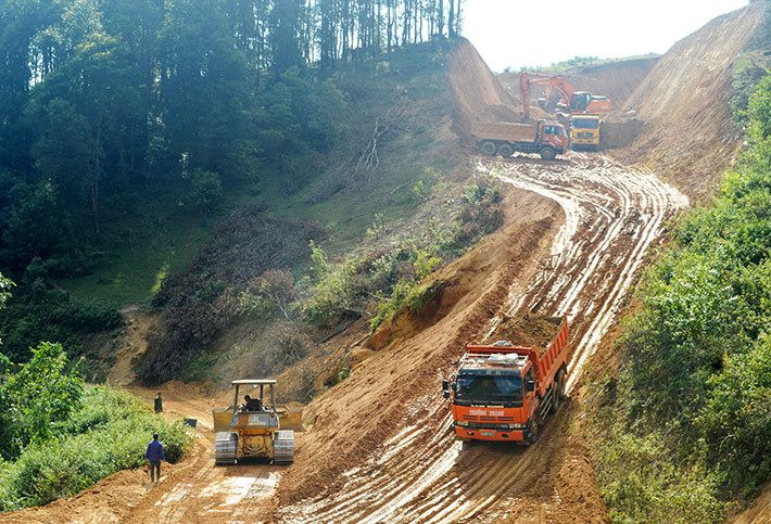 Điện Biên: Cần tháo gỡ khó khăn đẩy nhanh dự án đường Na Sang – Huổi Mí –  Tủa Chùa 