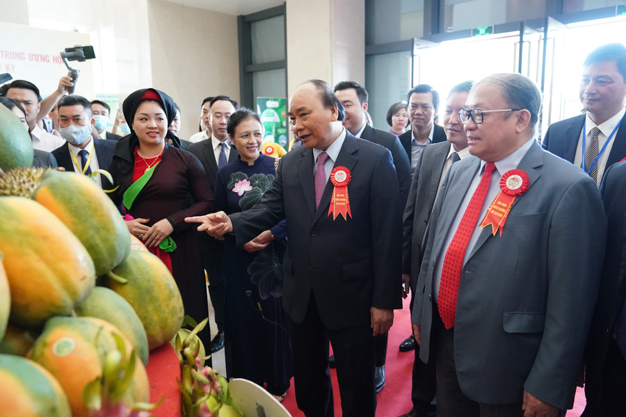 Thủ tướng Nguyễn Xuân Phúc dự Lễ kỷ niệm 90 năm thành lập Hội Nông dân Việt Nam