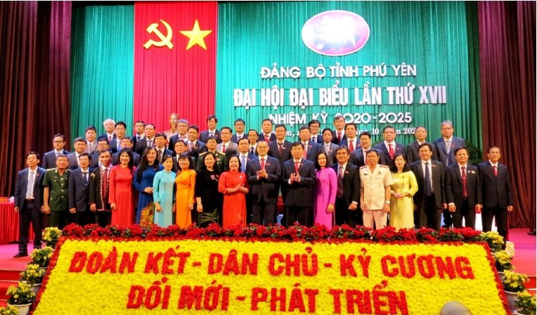 Phát triển tỉnh Phú Yên phú cường và yên bình