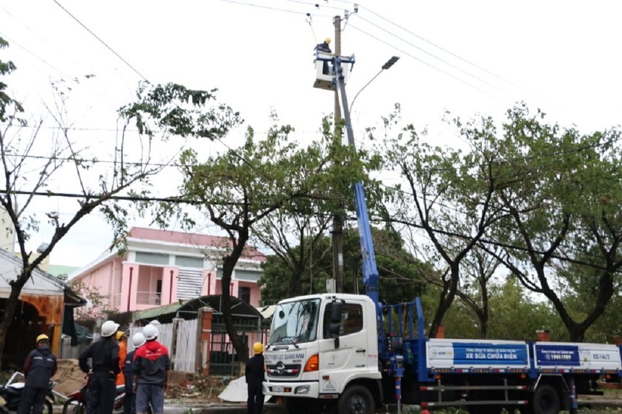 EVN: Thông tin về ảnh hưởng bão số 9 đến vận hành nguồn và lưới điện khu vực miền Trung