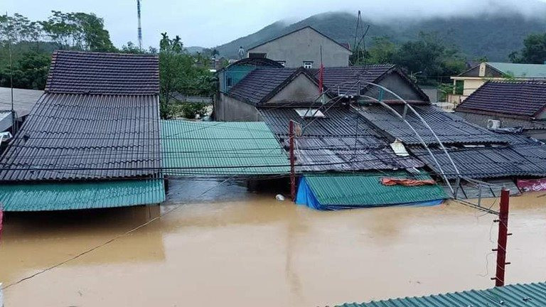 Chủ động đối phó với mưa lũ phức tạp ở Nghệ An, Hà Tĩnh