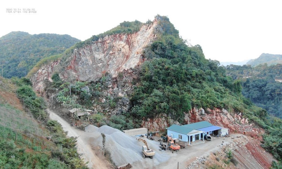 Mộc Châu – Sơn La: Núp bóng giấy phép thăm dò khoáng sản để khai thác đá trái phép