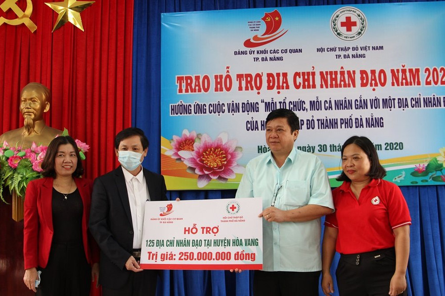Hỗ trợ 125 gia đình có hoàn cảnh khó khăn tại Hòa Vang (Đà Nẵng)