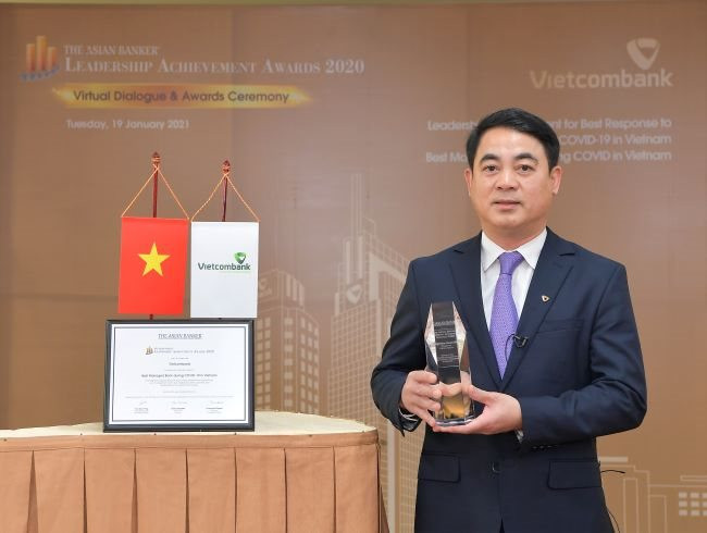 The Asian Banker bình chọn và trao tặng Vietcombank danh hiệu Ngân hàng được quản trị tốt nhất và Lãnh đạo xuất sắc trong ứng phó với đại dịch COVID-19