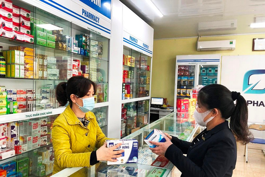 Quảng Ninh: Kiểm soát thị trường khẩu trang, nước sát khuẩn 