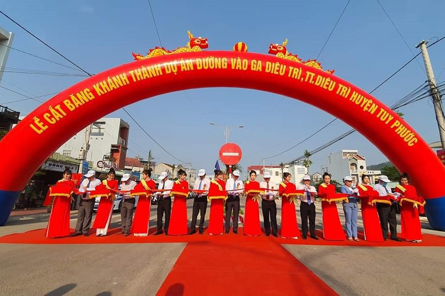 Bình Định khánh thành 3 công trình giao thông trọng điểm chào mừng kỷ niệm 46 năm Ngày giải phóng tỉnh