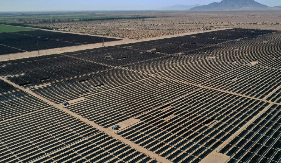 Mỹ phê duyệt dự án năng lượng mặt trời ở sa mạc California