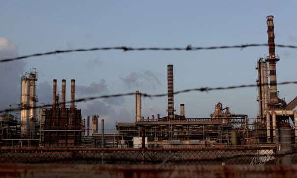 EPA đóng cửa nhà máy lọc dầu gây ô nhiễm