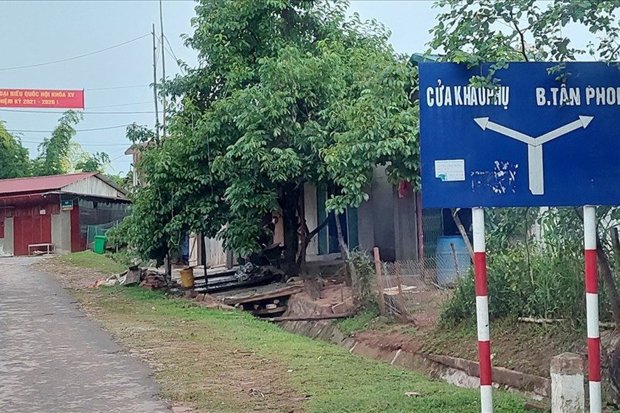 Nậm Pồ - Điện Biên: Sét đánh khiến 2 người tử vong