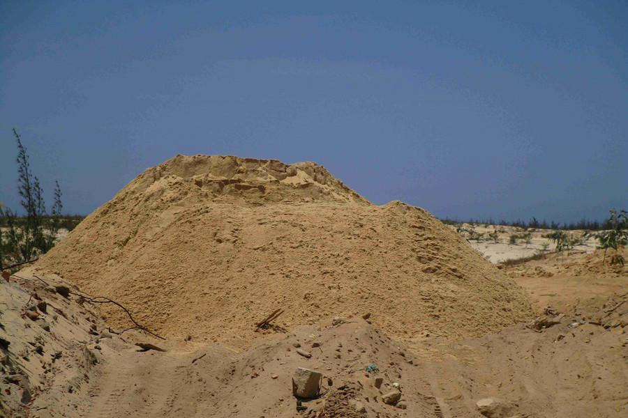 Bình Định: Yêu cầu tổ chức kiểm điểm, làm rõ trách nhiệm vụ khai thác cát trái phép tại xã Cát Thành 