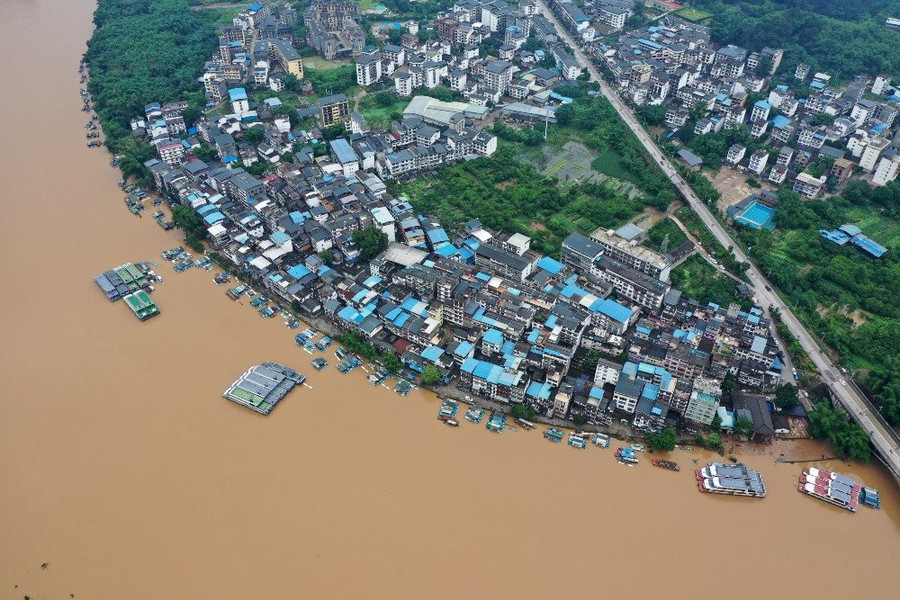 Lũ lụt ở Trung Quốc ảnh hưởng đến hơn 16 triệu người