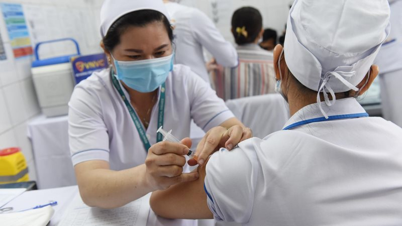 Thái Nguyên: Tiêm đồng loạt vaccine phòng COVID-19 đợt 2