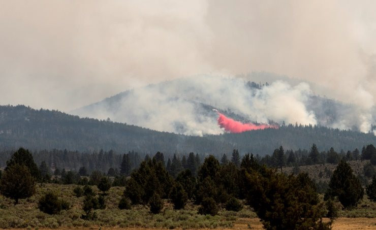 Cháy rừng nghiêm trọng ở Mỹ do thời tiết khô nóng, gió mạnh