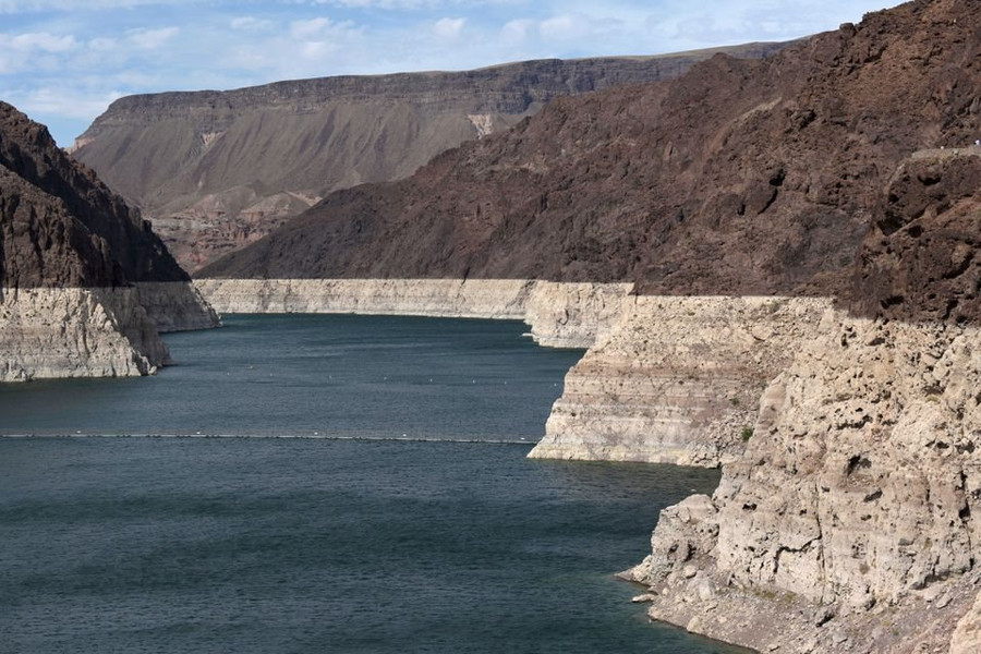 Hồ Mead ở Mỹ lần đầu tiên thiếu nước vì hạn hán