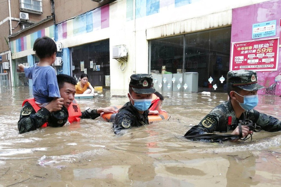 Trung Quốc ban hành cảnh báo đỏ về mưa lớn ở Hà Nam