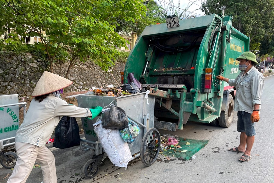 (Văn Chấn) Yên Bái: Khó trong việc xử lý chất thải rắn sinh hoạt