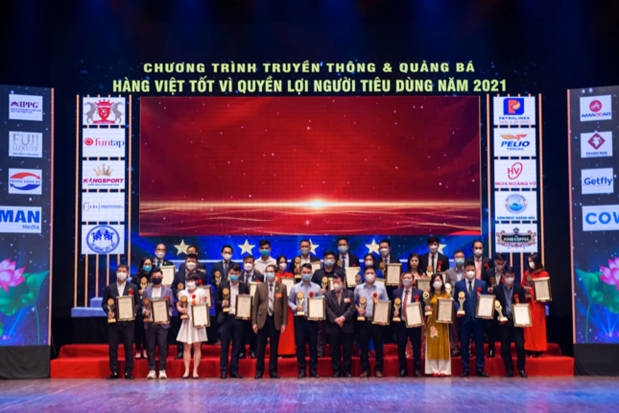 AMACCAO nhận cú đúp giải thưởng Thương hiệu vàng Việt Nam 2021