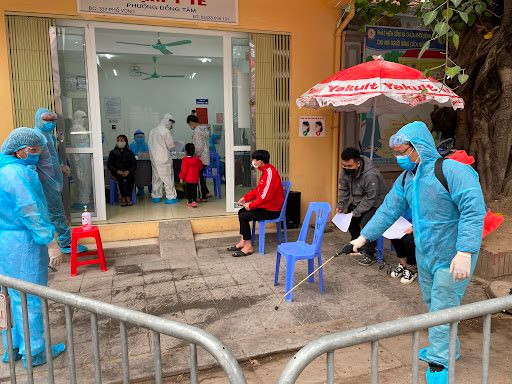 Bí thư Thành ủy Hà Nội Đinh Tiến Dũng: Nâng cao năng lực y tế cơ sở - giải pháp mấu chốt để kiểm soát dịch bệnh