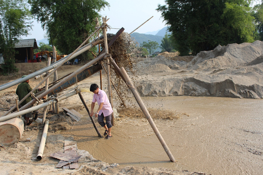 Điện Biên: Đẩy mạnh công tác quản lý tài nguyên cát, sỏi lòng sông