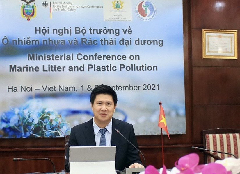 Việt Nam cùng thế giới:  Tham gia thỏa thuận khung giảm ô nhiễm nhựa