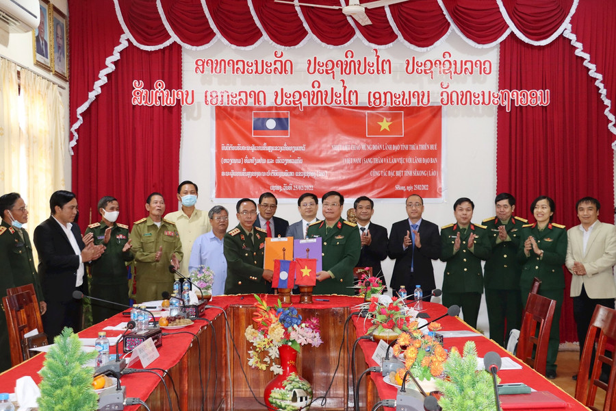 Gắn kết tình hữu nghị truyền thống Việt Nam - Lào