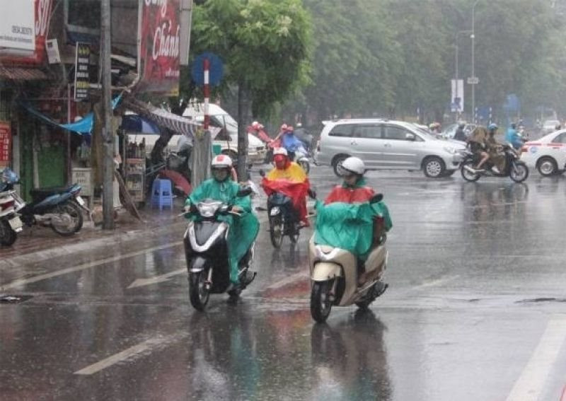 Thời tiết ngày 15/6, Hà Nội có mưa rào và dông