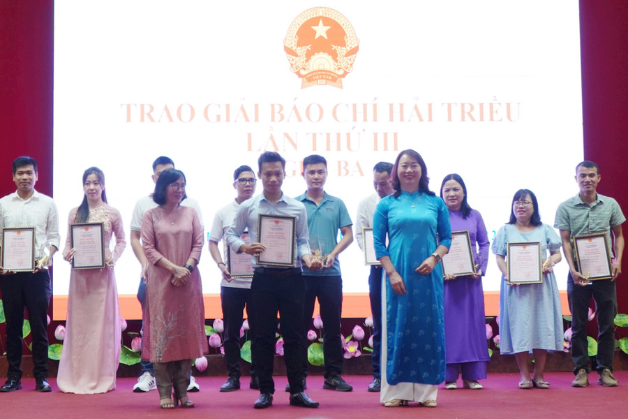 Báo TN&MT đạt giải Báo chí Hải Triều tỉnh Thừa Thiên Huế năm 2022