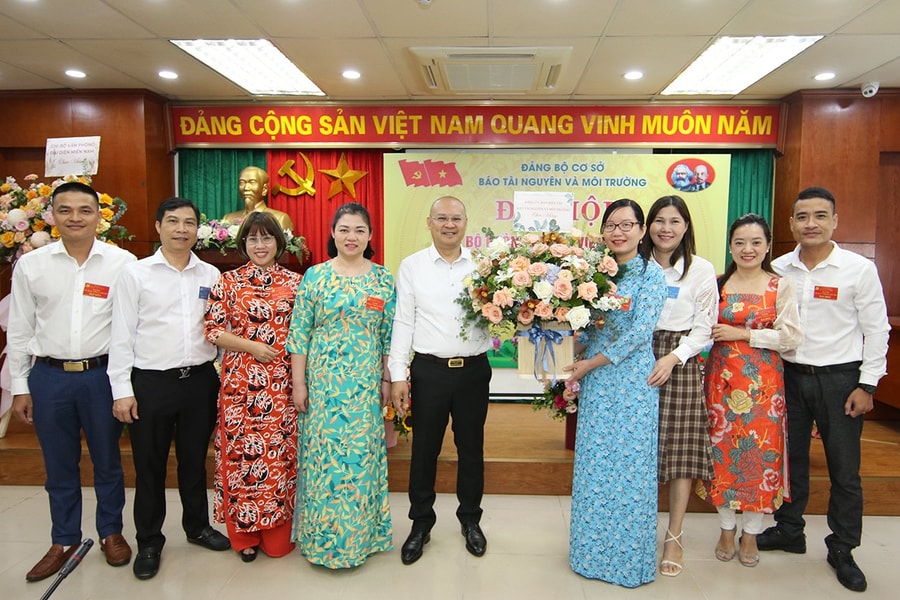 Chi bộ Phòng Phóng viên – Điện tử (Đảng bộ Báo TN&MT): Nâng cao bản lĩnh chính trị, đạo đức nghề nghiệp của người làm báo