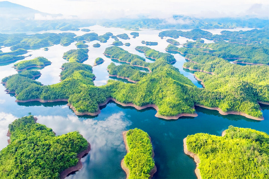 Bảo tồn, phát huy giá trị hồ Tà Đùng để nâng cuộc sống người dân