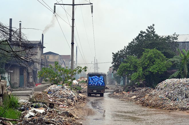 Bắc Ninh: Sẽ xử nghiêm vi phạm môi trường ở làng giấy Phong Khê