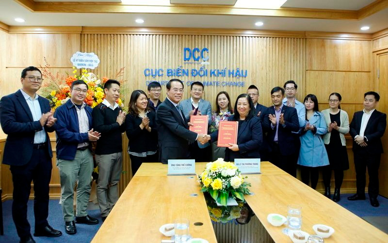 Cục Biến đổi khí hậu và Công ty Daikin Việt Nam hợp tác loại trừ các chất làm suy giảm tầng ô-dôn