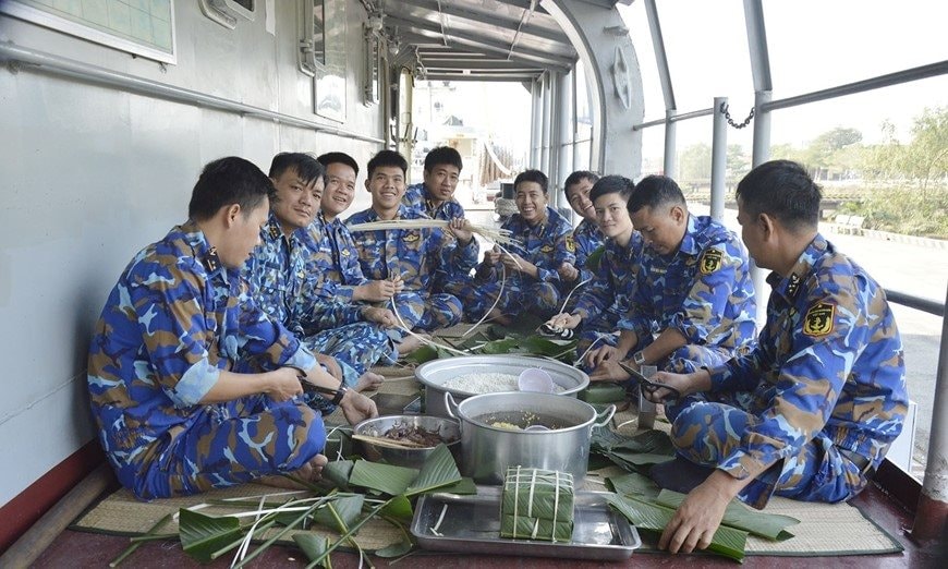 Ngày hội bánh chưng xanh của lính hải quân