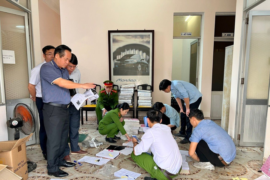 Bắt giám đốc Trung tâm Đăng kiểm cơ giới tỉnh Thừa Thiên – Huế