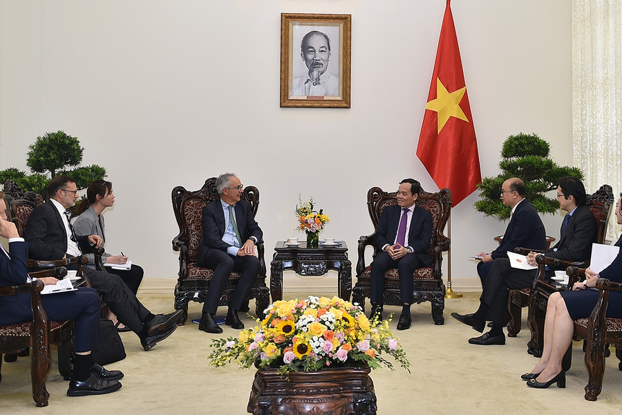 Phó Thủ tướng Trần Lưu Quang tiếp Đặc phái viên của Chính phủ Australia