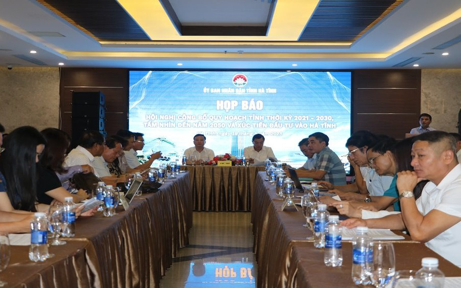 Hà Tĩnh họp báo thông tin về Hội nghị công bố Quy hoạch