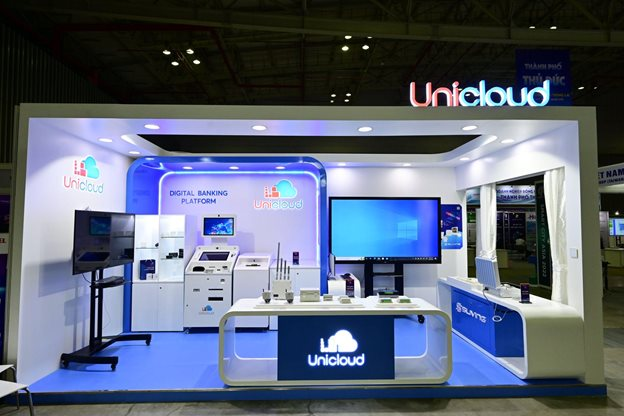 Unicloud quảng bá hệ thống máy giao dịch ngân hàng tự động STM thế hệ mới tại triển lãm Smart City Asia 2022