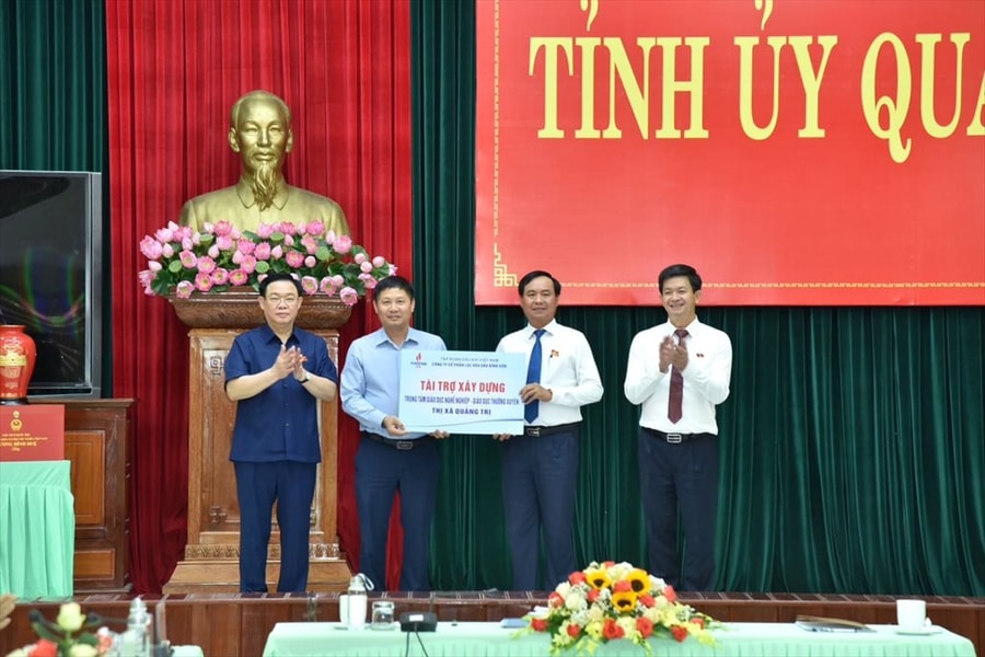 BSR thực hiện chương trình tri ân, tặng quà nhân kỷ niệm 76 năm ngày Thương binh liệt sĩ (27/7)