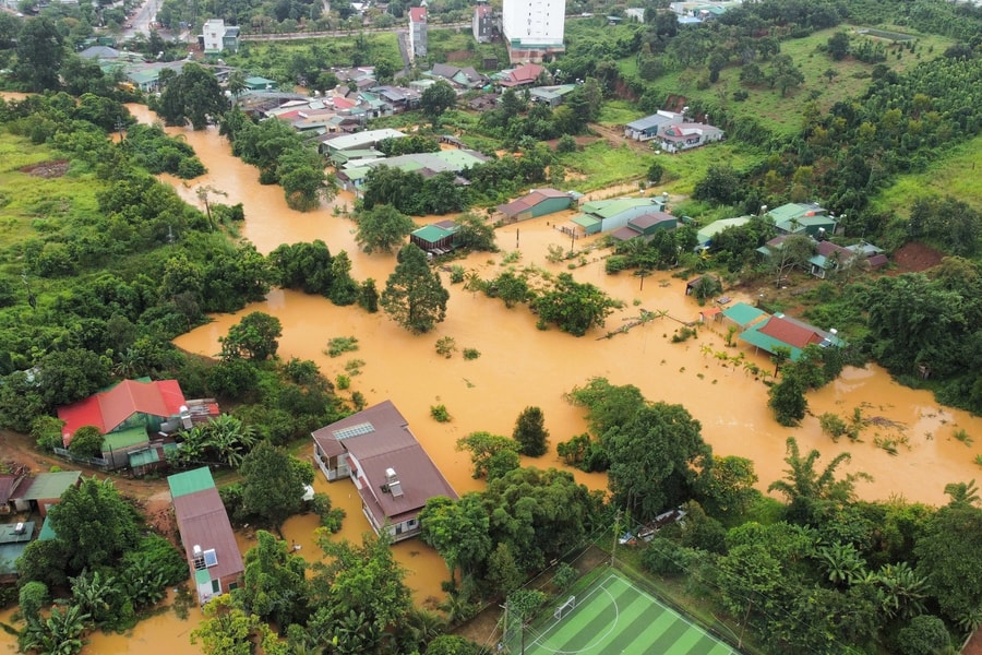 Đắk Nông: Mưa lớn kéo dài gây ngập úng và sạt lở nghiêm trọng ở nhiều địa phương