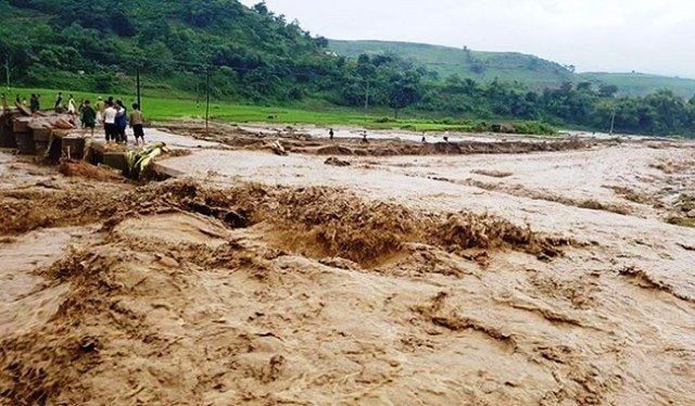 Thủ tướng Chính phủ ban hành Công điện chỉ đạo tập trung ứng phó mưa lũ, sạt lở ở Tây Nguyên