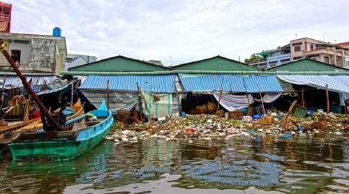 Môi trường sạch hơn nhờ camera giám sát